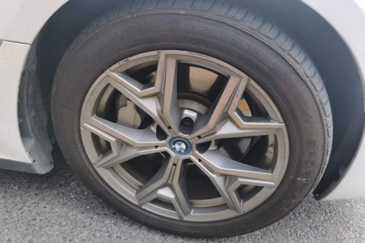 Used BMW i3 2022 eDrive 35 L Exterior 7