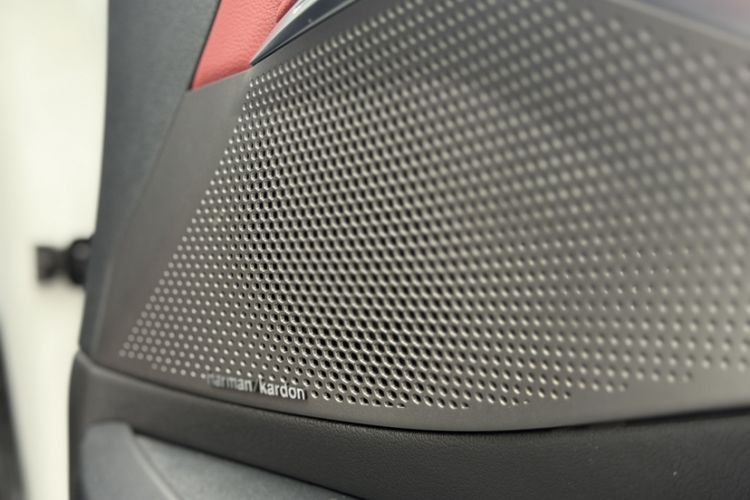 Used BMW i3 2022 eDrive 35 L Exterior 9