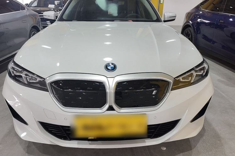 Used BMW i3 2022 eDrive 35 L Front