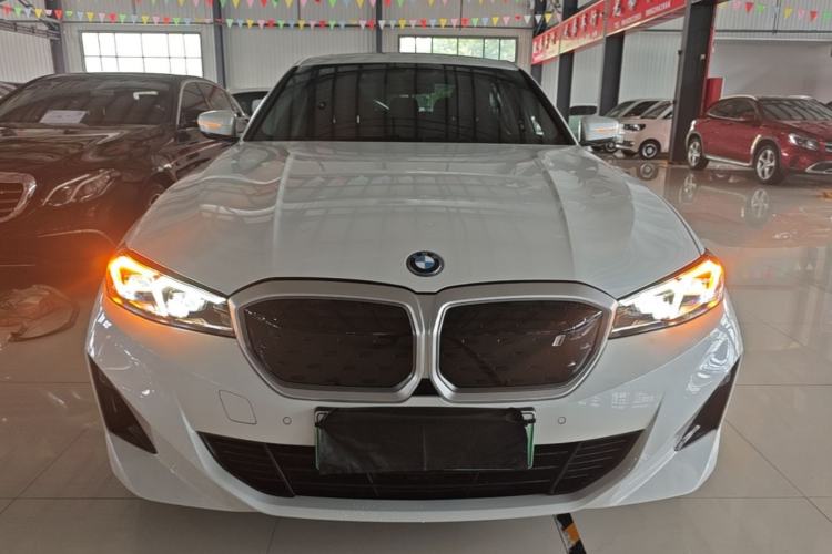 Used BMW i3 2022 eDrive 35 L Front