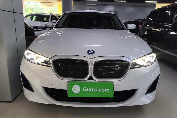 Used BMW i3 2022 eDrive 35 L Front