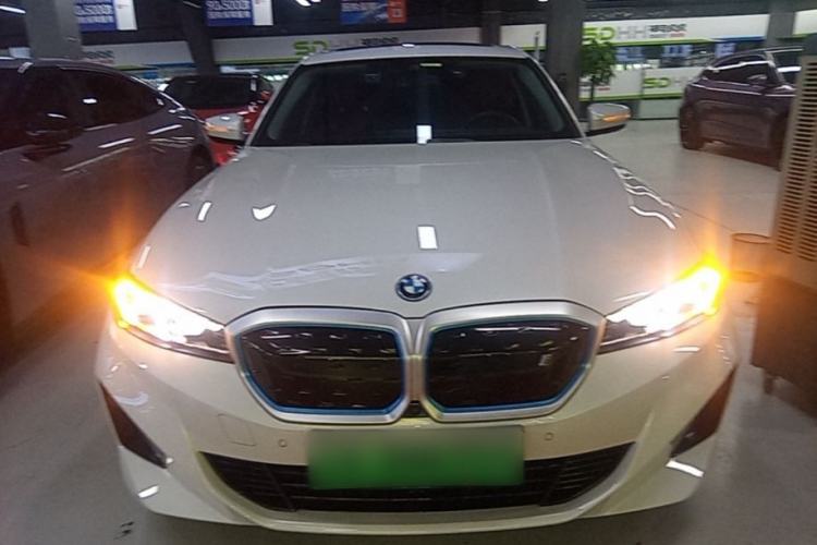 Used BMW i3 2022 eDrive 35 L Front