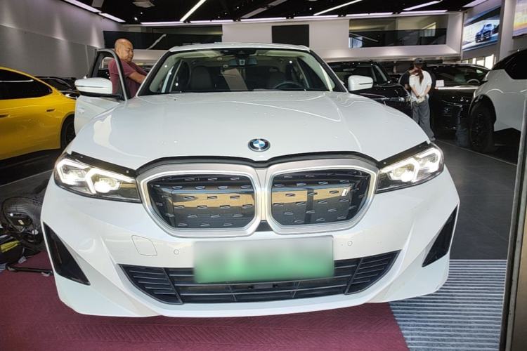 Used BMW i3 2022 eDrive 35 L Front