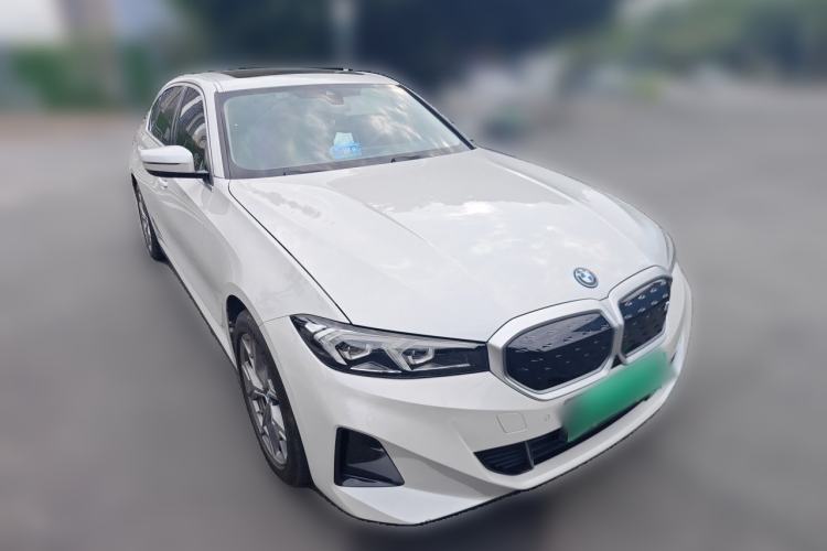 Used BMW i3 2022 eDrive 35 L Front Right 45 Deg