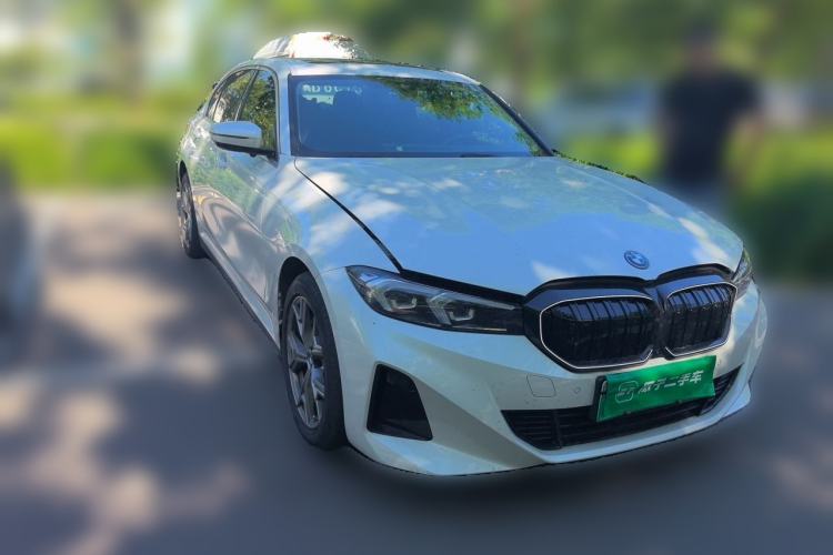 Used BMW i3 2022 eDrive 35 L Front Right 45 Deg
