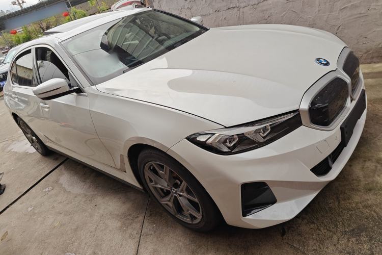 Used BMW i3 2022 eDrive 35 L Front Right 45 Deg