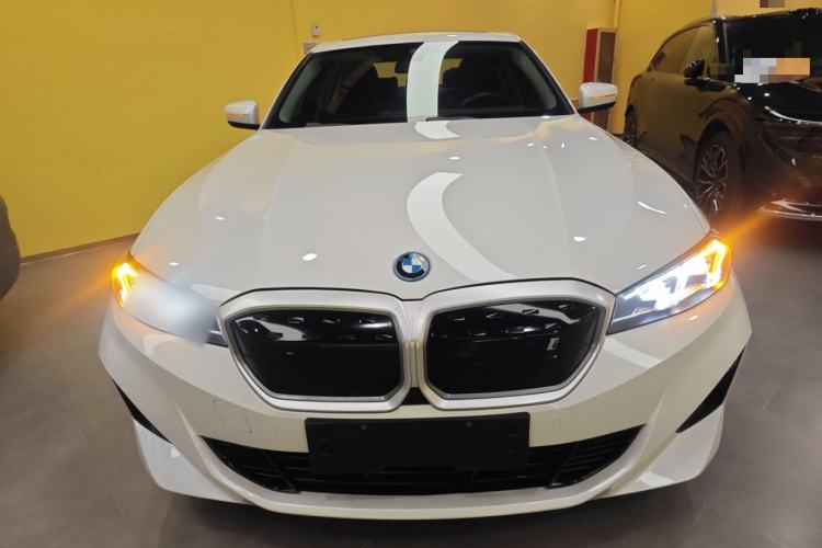 Used BMW i3 2022 eDrive 35 L Front