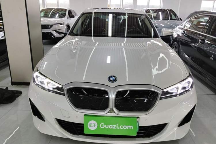 Used BMW i3 2022 eDrive 35 L Front