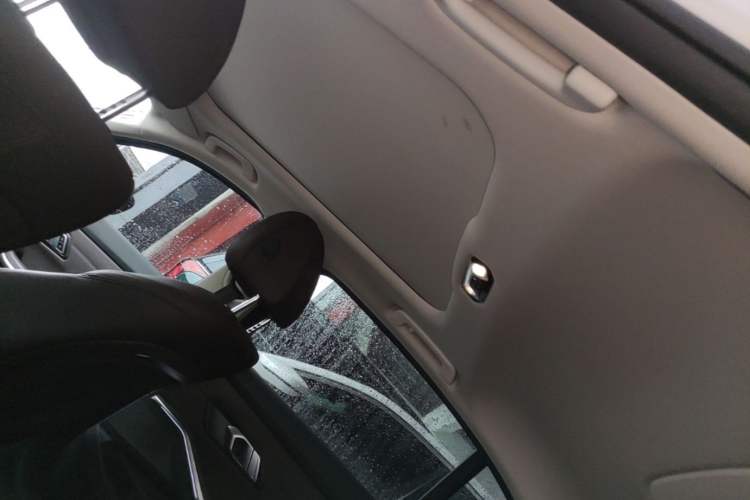 Used BMW i3 2022 eDrive 35 L Headliner