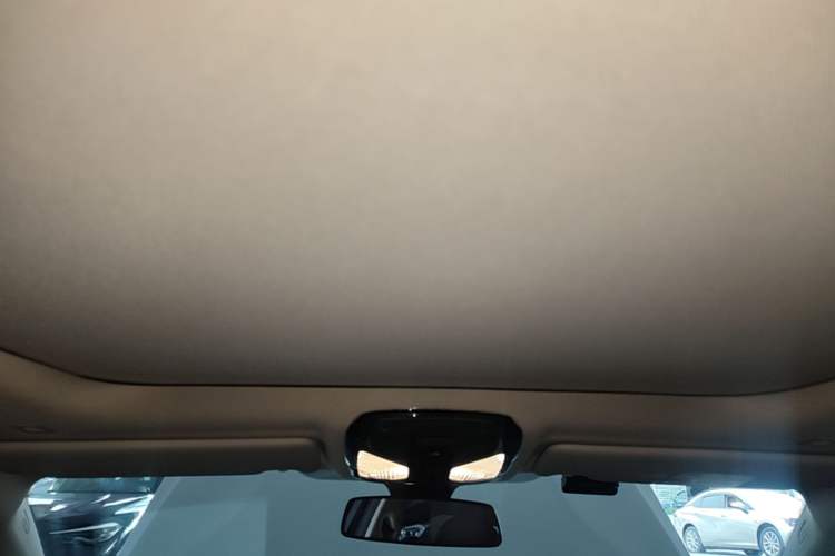 Used BMW i3 2022 eDrive 35 L Headliner