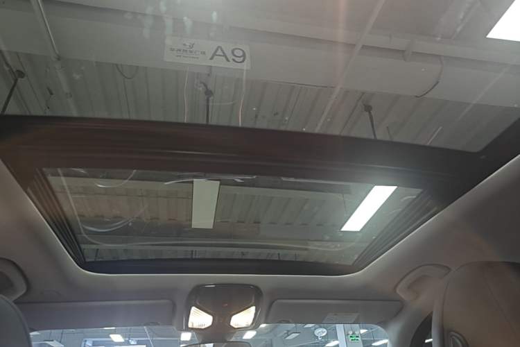 Used BMW i3 2022 eDrive 35 L Headliner