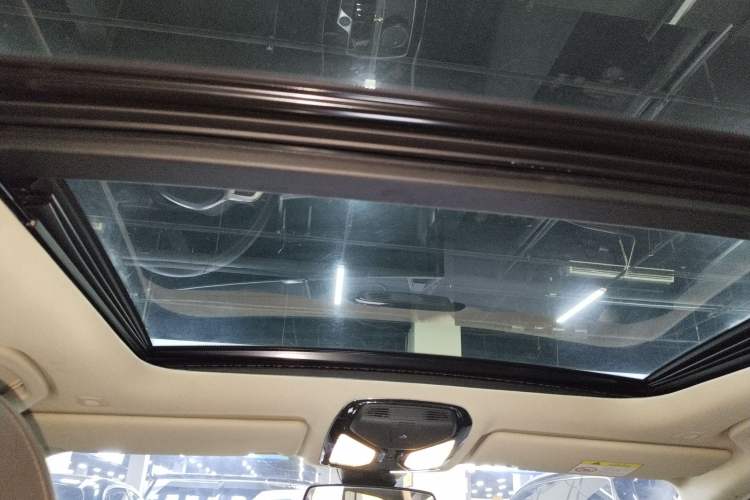 Used BMW i3 2022 eDrive 35 L Headliner