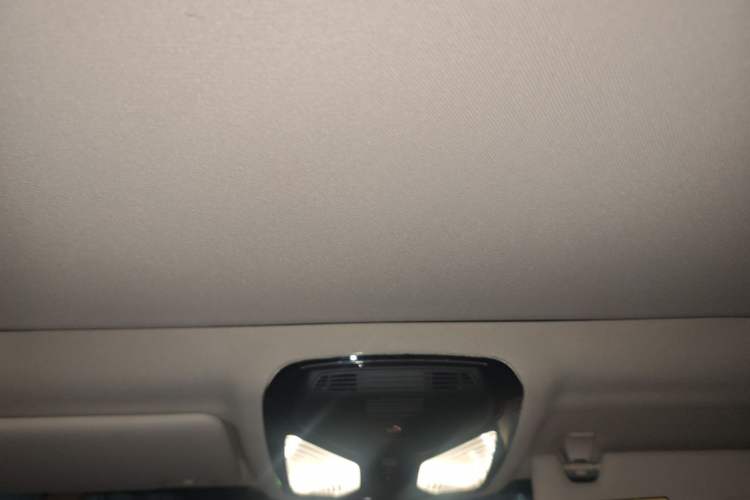 Used BMW i3 2022 eDrive 35 L Headliner