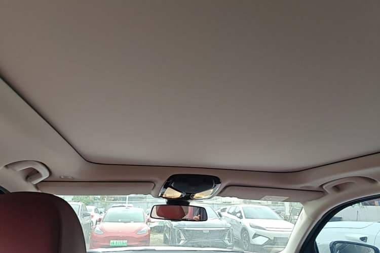 Used BMW i3 2022 eDrive 35 L Headliner