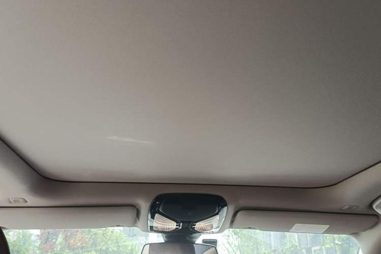 Used BMW i3 2022 eDrive 35 L Headliner