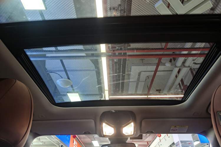 Used BMW i3 2022 eDrive 35 L Headliner