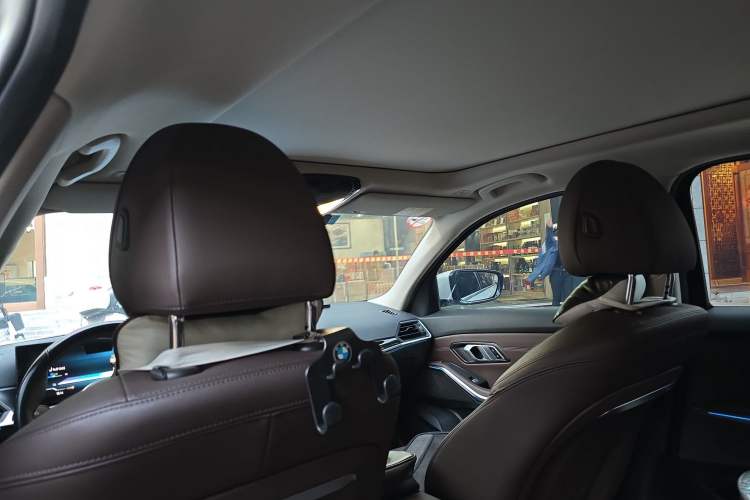 Used BMW i3 2022 eDrive 35 L Headliner