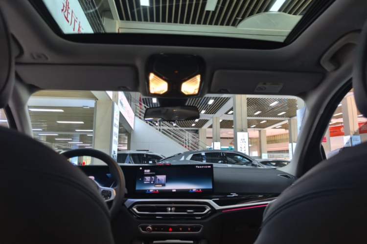 Used BMW i3 2022 eDrive 35 L Headliner