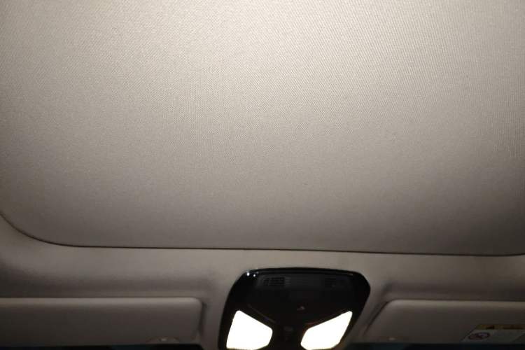 Used BMW i3 2022 eDrive 35 L Headliner