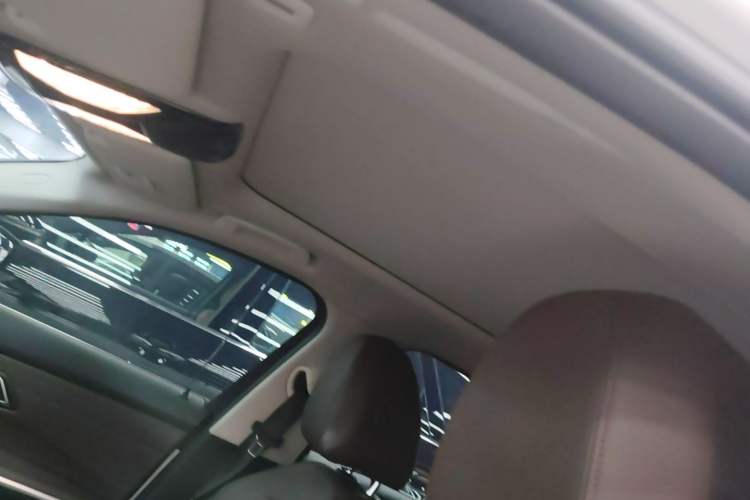 Used BMW i3 2022 eDrive 35 L Headliner