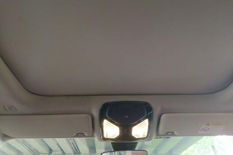 Used BMW i3 2022 eDrive 35 L Headliner
