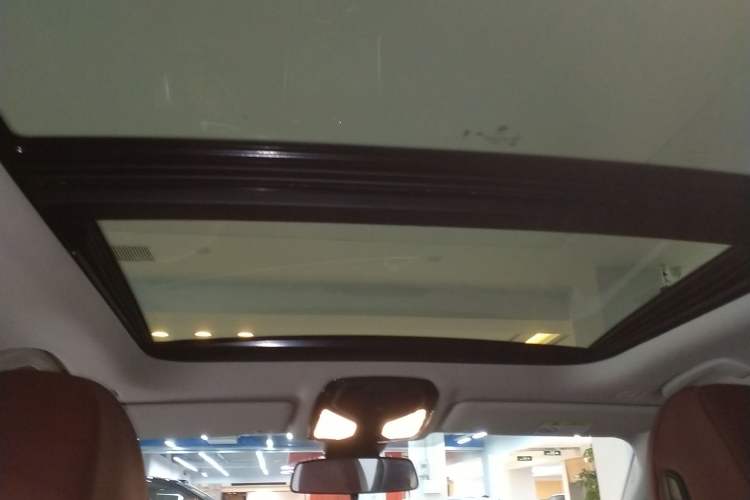 Used BMW i3 2022 eDrive 35 L Headliner