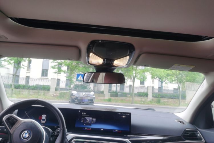 Used BMW i3 2022 eDrive 35 L Headliner