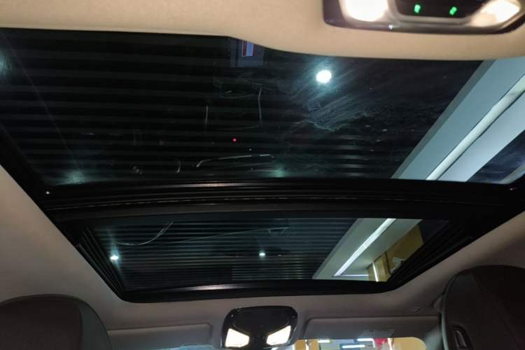 Used BMW i3 2022 eDrive 35 L Headliner