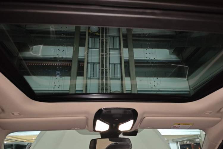 Used BMW i3 2022 eDrive 35 L Headliner