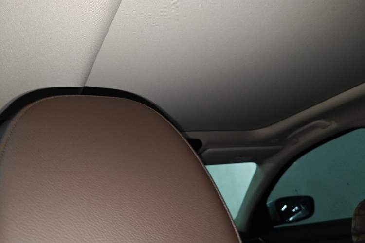 Used BMW i3 2022 eDrive 35 L Headliner