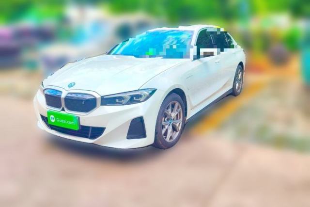 Ojetý BMW i3 2022 eDrive 35 L