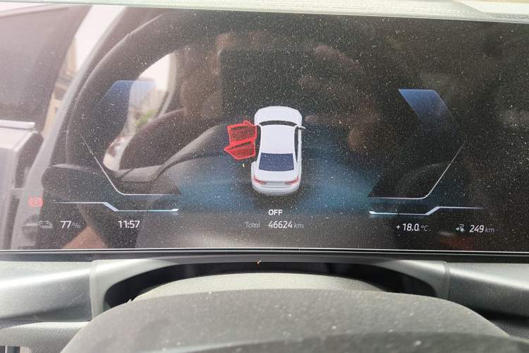 Used BMW i3 2022 eDrive 35 L Instrument Cluster