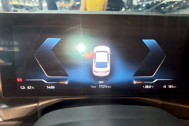 Used BMW i3 2022 eDrive 35 L Instrument Cluster