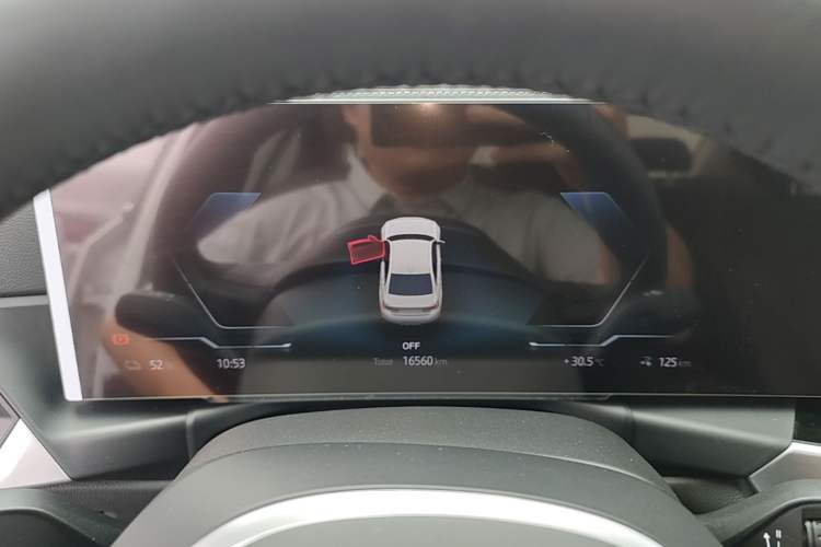 Used BMW i3 2022 eDrive 35 L Instrument Cluster