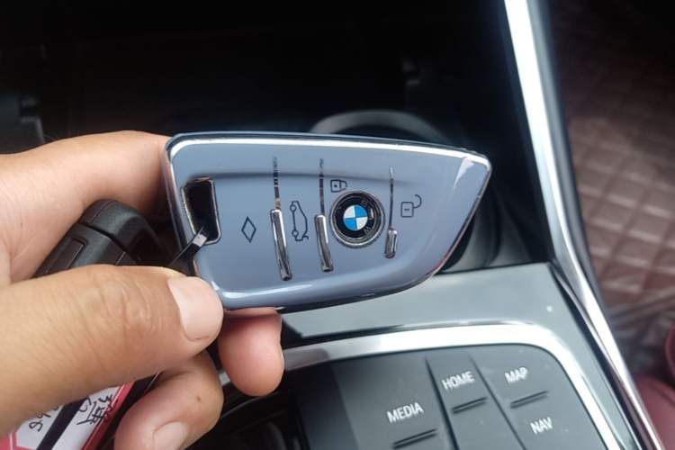 Used BMW i3 2022 eDrive 35 L Interior 1