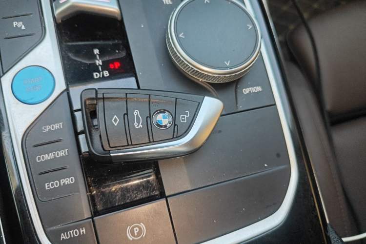 Used BMW i3 2022 eDrive 35 L Interior 1