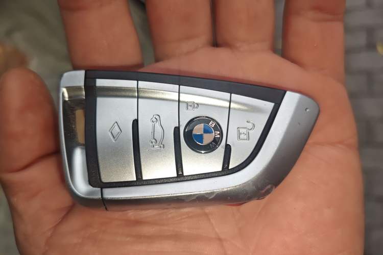 Used BMW i3 2022 eDrive 35 L Interior 1