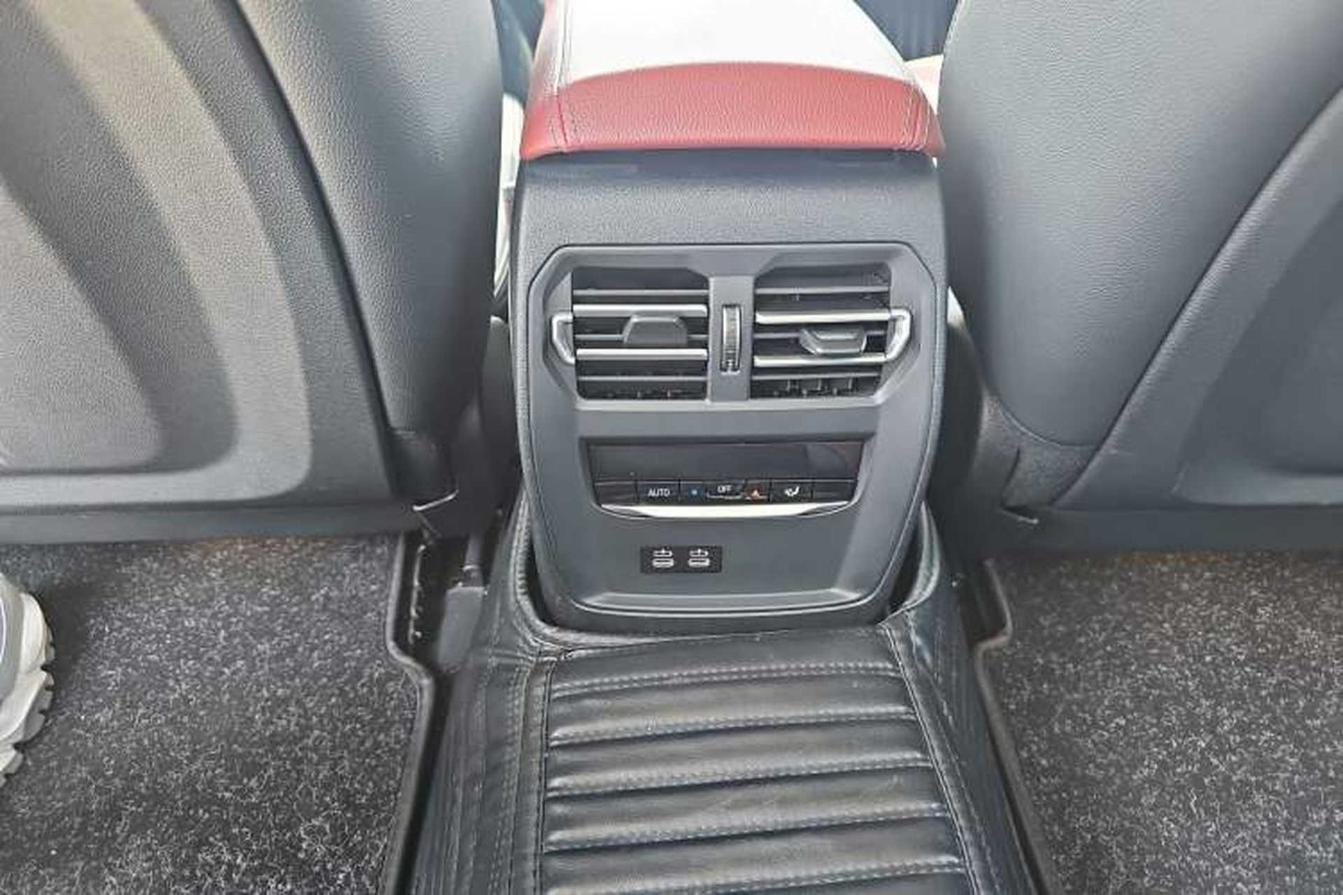 Used BMW i3 2022 eDrive 35 L Interior 1