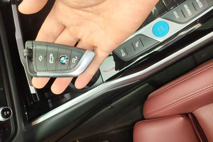 Used BMW i3 2022 eDrive 35 L Interior 1