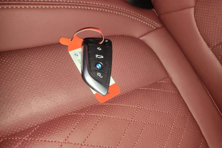 Used BMW i3 2022 eDrive 35 L Interior 1
