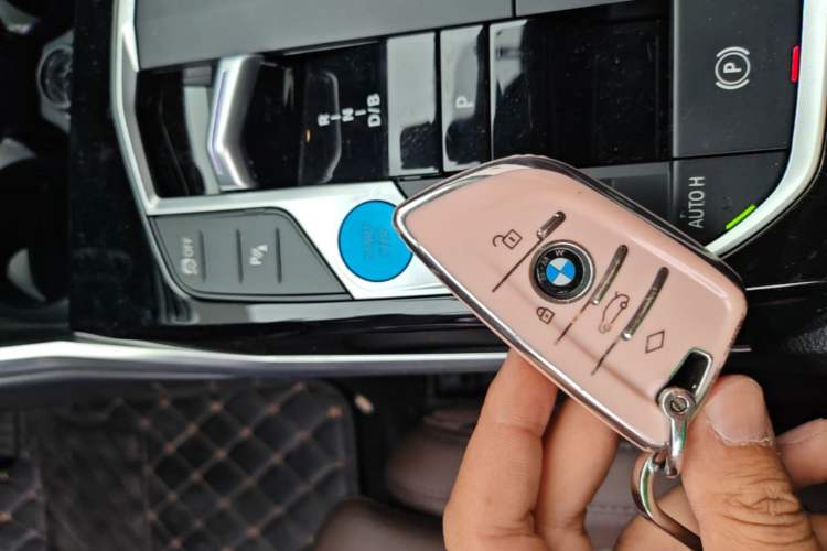 Used BMW i3 2022 eDrive 35 L Interior 1