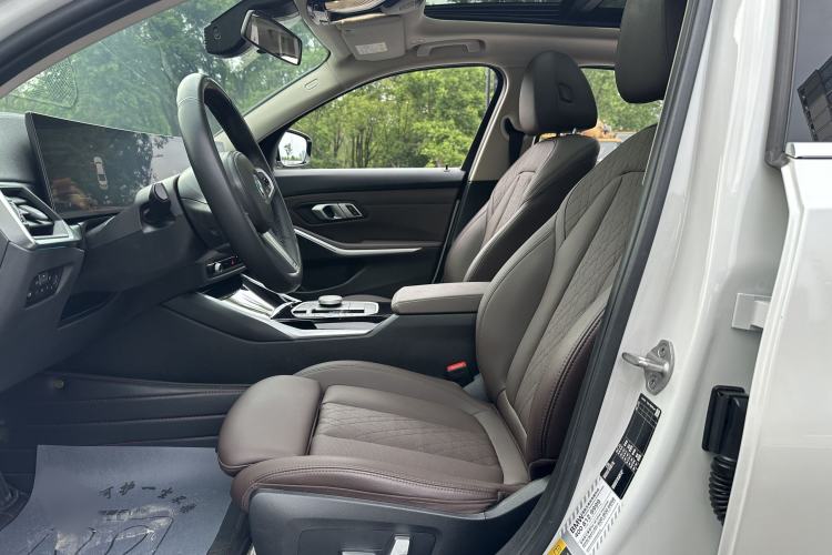 Used BMW i3 2022 eDrive 35 L Interior 1