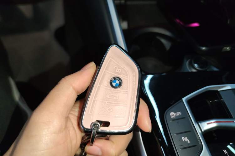 Used BMW i3 2022 eDrive 35 L Interior 1