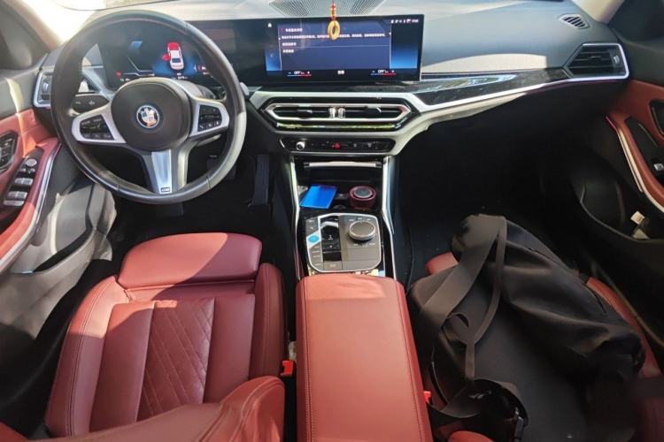 Used BMW i3 2022 eDrive 35 L Interior 2
