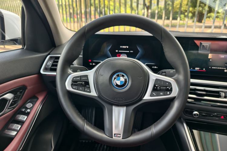 Used BMW i3 2022 eDrive 35 L Interior 2