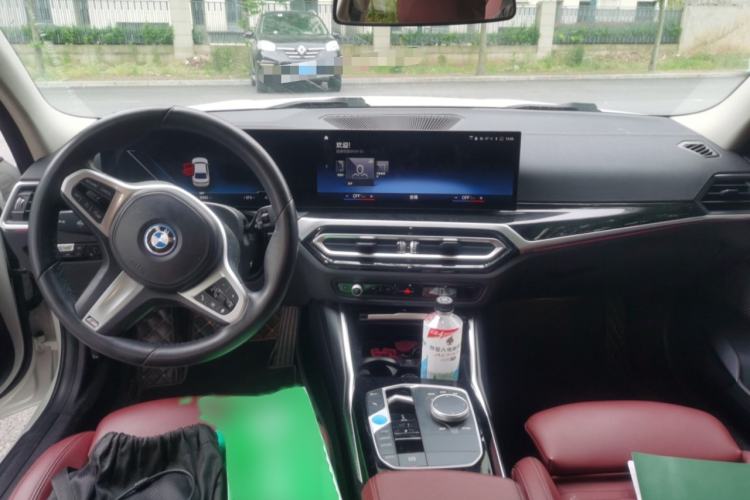 Used BMW i3 2022 eDrive 35 L Interior 2