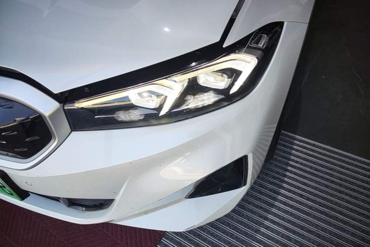 Used BMW i3 2022 eDrive 35 L Left Front Headlight
