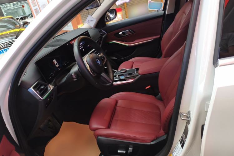 Used BMW i3 2022 eDrive 35 L Left Front Seat