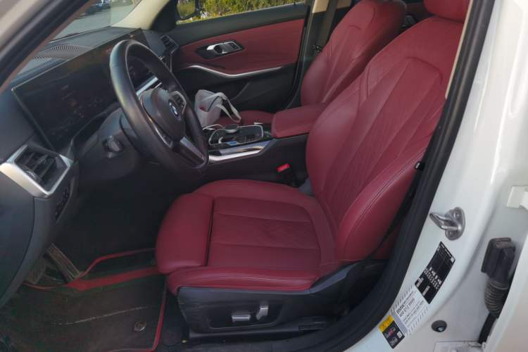 Used BMW i3 2022 eDrive 35 L Left Front Seat