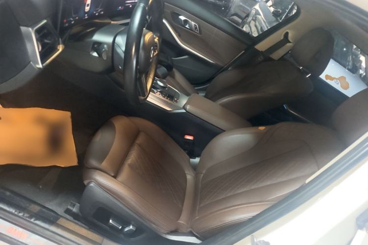 Used BMW i3 2022 eDrive 35 L Left Front Seat
